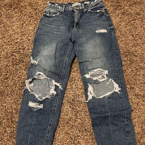 Distressed Kancan jeans